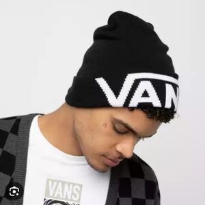 Vans Drop V Tall Beanie *NWT*